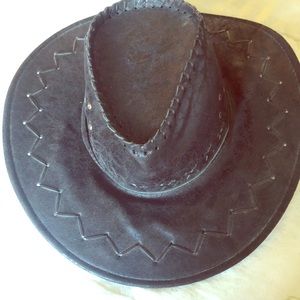 Sandro Ferrone hat